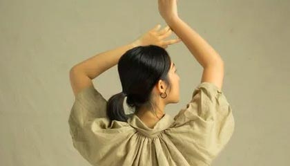 中欧基金管理有限公司关于调整旗下部分基金持有“中芯国际”股票估值方法的公告