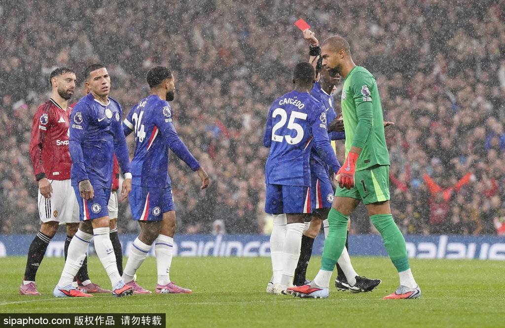 比赛日：瓜帅5后卫摆大巴遭绝平 切尔西“秒投”创历史