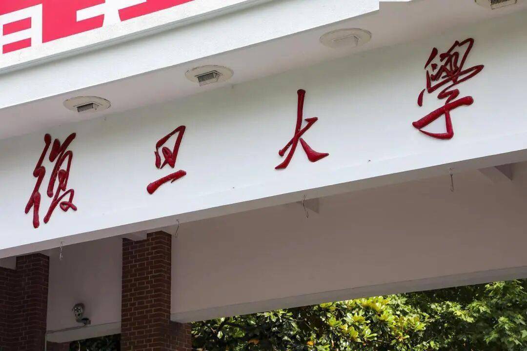 宁德时代联合创始人,从赣州子弟到全球新能源巨头