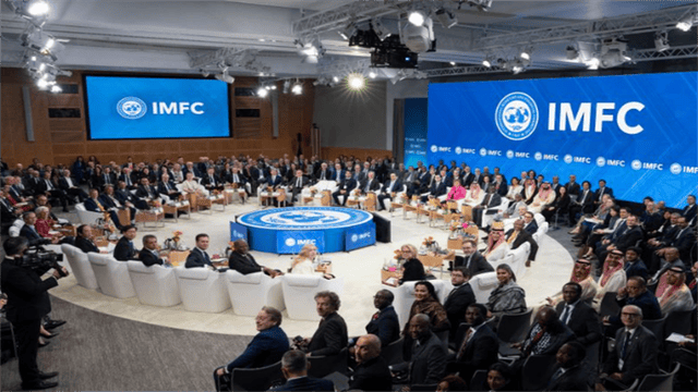 “中美开战前48小时”言论炸锅!中日韩相视一笑,决定联合行动